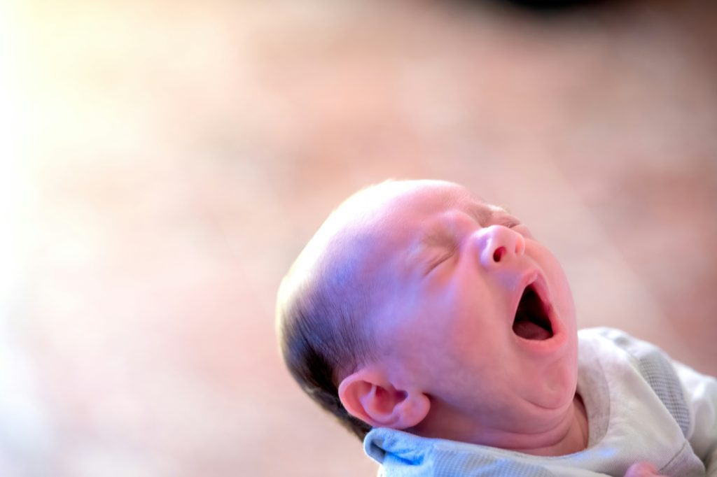 Gagging A natural reflex and its causes in newborns Mothernity